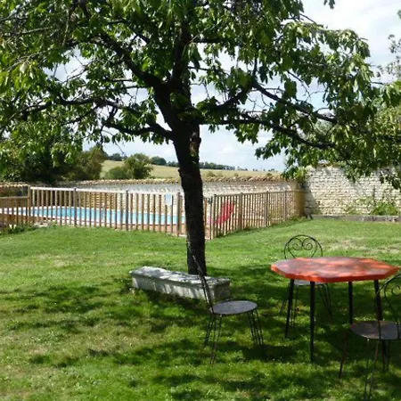Vars, 5 Pieces, 10 Personnes - Fr-1-653-148 Semesterbostad Vars (Charente)