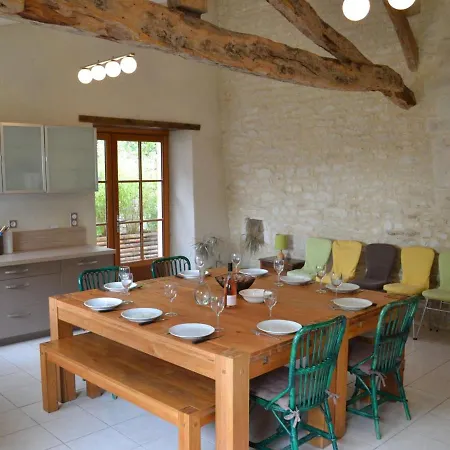 Vars, 5 Pieces, 10 Personnes - Fr-1-653-148 Semesterbostad Vars (Charente)